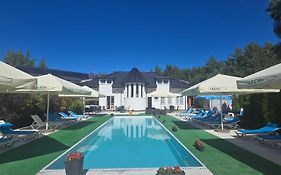 Brydar With Sauna, Swimming Pool And Jacuzzi